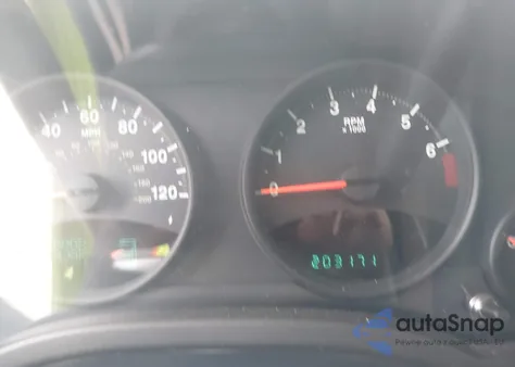 2013 Jeep Patriot Latitude z USA, uszkodzony, nr VIN 1C4NJRFB0DD192230